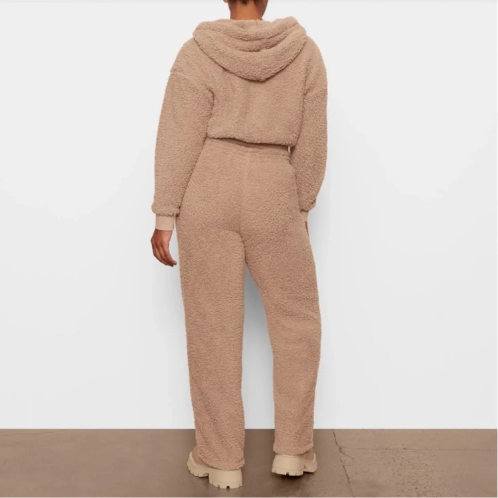 SKIMS Teddy Track Pants Desert‎ Brown M Long - Picture 4 of 15